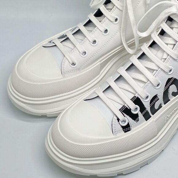 Alexander McQueen Men's Tread Slick Platform Leather Booties size 42/us size 9 - Picture 4 of 12